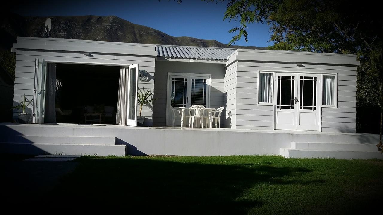 Corban Cottage Hermanus Bagian luar foto